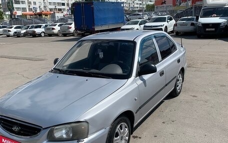 Hyundai Accent II, 2004 год, 310 000 рублей, 3 фотография