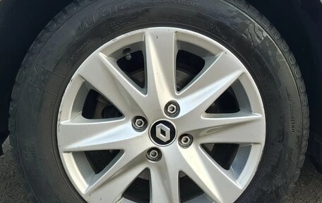 Renault Logan II, 2019 год, 850 000 рублей, 23 фотография