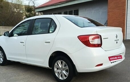 Renault Logan II, 2019 год, 850 000 рублей, 16 фотография