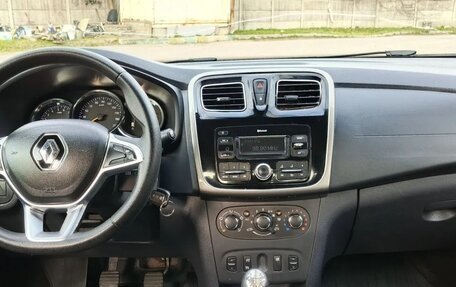 Renault Logan II, 2019 год, 850 000 рублей, 28 фотография