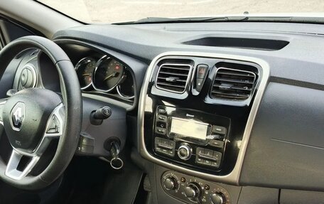 Renault Logan II, 2019 год, 850 000 рублей, 32 фотография