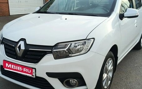 Renault Logan II, 2019 год, 850 000 рублей, 17 фотография