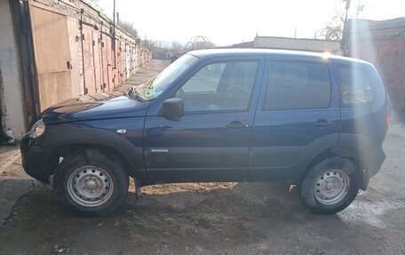 Chevrolet Niva I рестайлинг, 2017 год, 800 000 рублей, 4 фотография