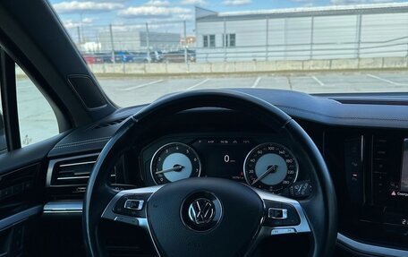 Volkswagen Touareg III, 2020 год, 4 750 000 рублей, 11 фотография