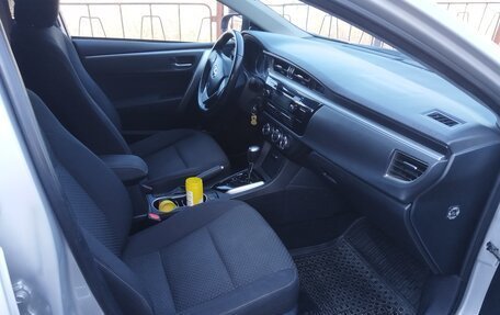 Toyota Corolla, 2014 год, 1 650 000 рублей, 10 фотография