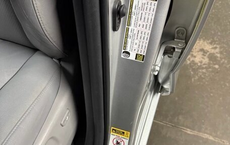 Toyota RAV4, 2010 год, 1 490 000 рублей, 21 фотография