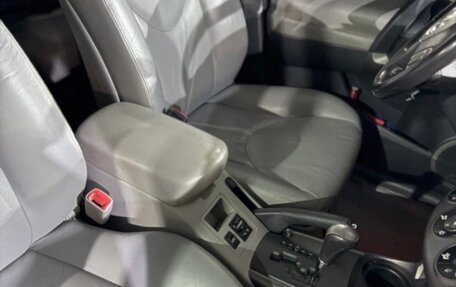 Toyota RAV4, 2010 год, 1 490 000 рублей, 20 фотография