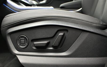 Audi Q7, 2025 год, 12 500 000 рублей, 27 фотография