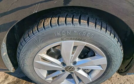 Volkswagen Polo VI (EU Market), 2021 год, 1 360 000 рублей, 2 фотография