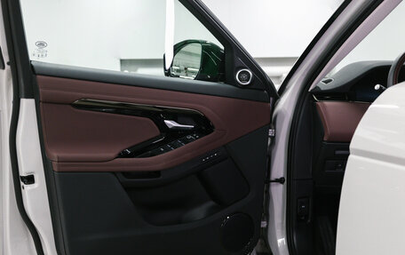 Land Rover Range Rover Evoque II, 2025 год, 6 000 000 рублей, 11 фотография