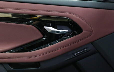 Land Rover Range Rover Evoque II, 2025 год, 6 000 000 рублей, 13 фотография