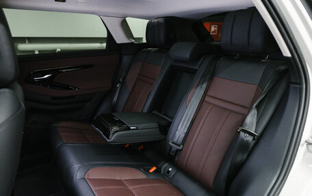 Land Rover Range Rover Evoque II, 2025 год, 6 000 000 рублей, 31 фотография