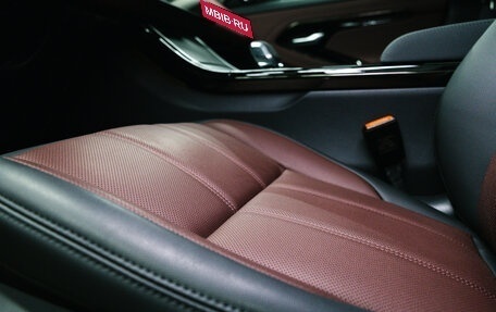 Land Rover Range Rover Evoque II, 2025 год, 6 000 000 рублей, 17 фотография