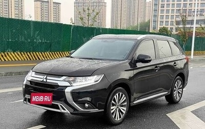 Mitsubishi Outlander III рестайлинг 3, 2021 год, 2 150 000 рублей, 1 фотография