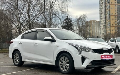 KIA Rio IV, 2021 год, 1 215 000 рублей, 3 фотография