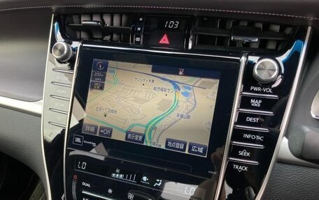 Toyota Harrier, 2017 год, 2 078 000 рублей, 13 фотография