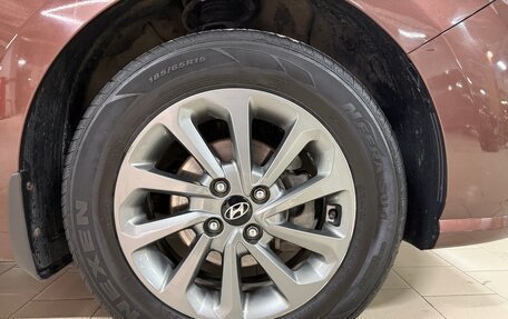 Hyundai Solaris II рестайлинг, 2021 год, 1 780 000 рублей, 11 фотография