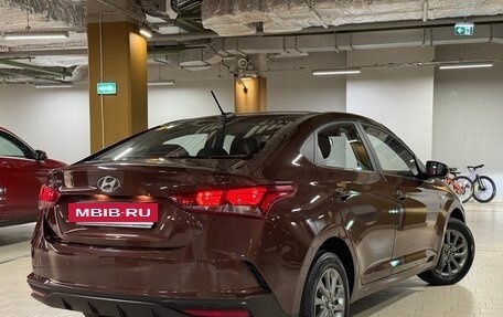 Hyundai Solaris II рестайлинг, 2021 год, 1 780 000 рублей, 4 фотография