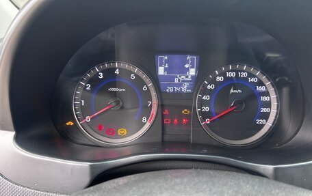 Hyundai Solaris II рестайлинг, 2015 год, 605 000 рублей, 9 фотография