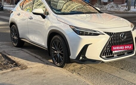 Lexus NX, 2022 год, 6 900 000 рублей, 10 фотография
