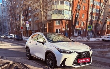 Lexus NX, 2022 год, 6 900 000 рублей, 9 фотография