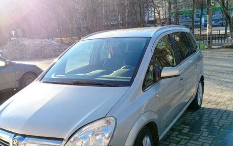 Opel Zafira B, 2008 год, 650 000 рублей, 5 фотография