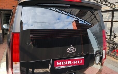 Hyundai Staria, 2021 год, 5 050 000 рублей, 14 фотография