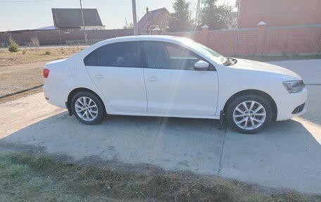 Volkswagen Jetta VI, 2012 год, 850 000 рублей, 4 фотография
