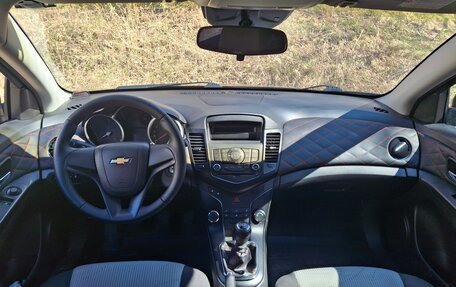 Chevrolet Cruze II, 2012 год, 680 000 рублей, 6 фотография