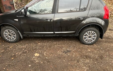 Renault Sandero I, 2011 год, 600 000 рублей, 3 фотография