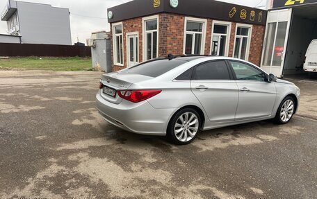 Hyundai Sonata VI, 2010 год, 920 000 рублей, 5 фотография