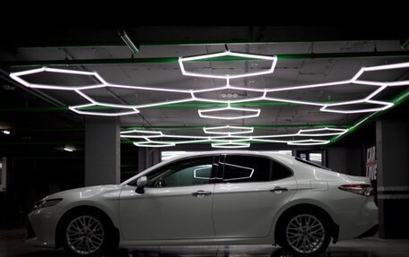 Toyota Camry, 2018 год, 2 970 000 рублей, 4 фотография