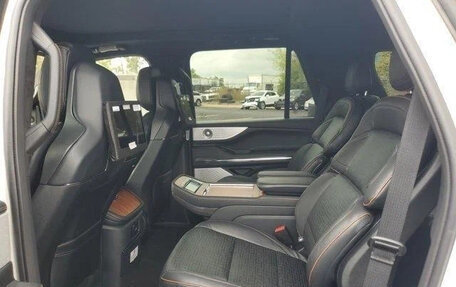 Lincoln Navigator, 2025 год, 14 830 000 рублей, 18 фотография