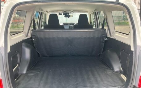 Toyota Probox I, 2023 год, 921 000 рублей, 13 фотография