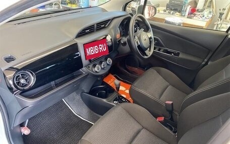 Toyota Vitz, 2019 год, 792 000 рублей, 12 фотография