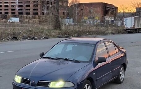 Mitsubishi Carisma I, 2000 год, 100 000 рублей, 1 фотография