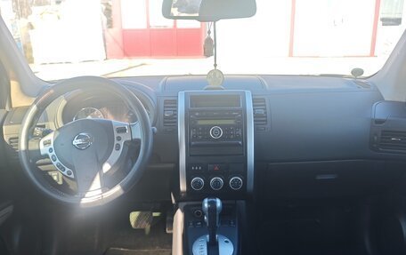 Nissan X-Trail, 2011 год, 1 000 000 рублей, 6 фотография