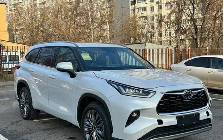 Toyota Highlander, 2026 год, 5 400 000 рублей, 4 фотография
