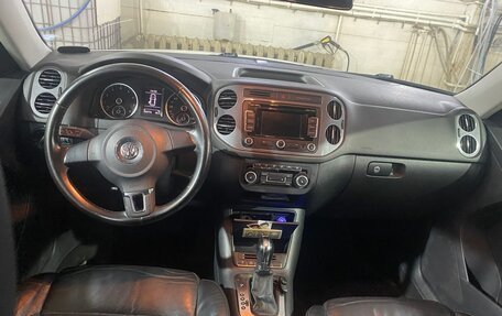 Volkswagen Tiguan I, 2011 год, 1 100 000 рублей, 4 фотография