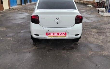 Renault Logan II, 2015 год, 600 000 рублей, 3 фотография