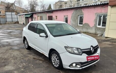 Renault Logan II, 2015 год, 600 000 рублей, 5 фотография