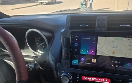 Toyota Land Cruiser Prado 150 рестайлинг 2, 2016 год, 3 500 000 рублей, 9 фотография