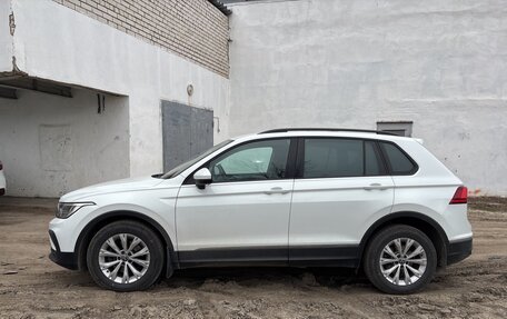 Volkswagen Tiguan II, 2020 год, 2 599 000 рублей, 2 фотография