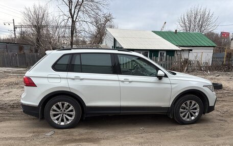 Volkswagen Tiguan II, 2020 год, 2 599 000 рублей, 4 фотография