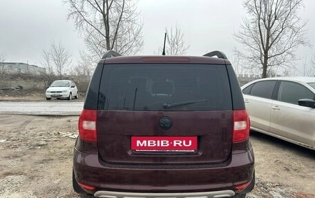 Skoda Yeti I рестайлинг, 2011 год, 650 000 рублей, 2 фотография