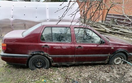 Volkswagen Vento, 1992 год, 15 000 рублей, 4 фотография