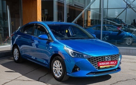 Hyundai Solaris II рестайлинг, 2021 год, 1 675 000 рублей, 5 фотография