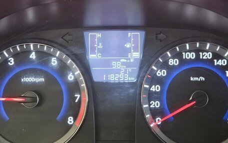 Hyundai Solaris II рестайлинг, 2015 год, 650 000 рублей, 10 фотография