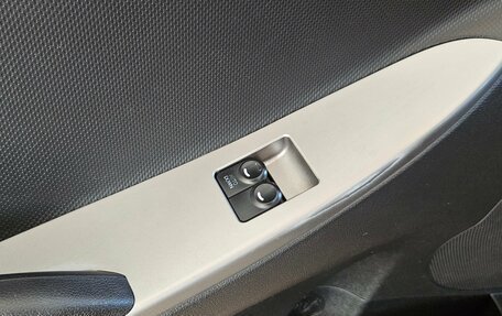 Hyundai Solaris II рестайлинг, 2015 год, 650 000 рублей, 15 фотография