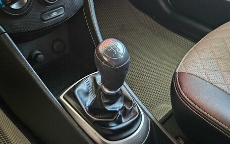 Hyundai Solaris II рестайлинг, 2015 год, 650 000 рублей, 14 фотография